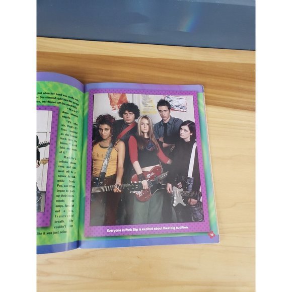 2003 Freaky Friday‎ Movie Scrapbook Paperback - Picture 3 of 5